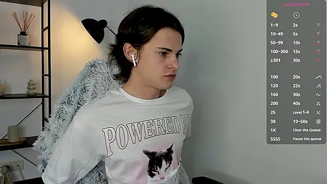 Snapshot of little_femb0y chatting on 02.21.26 little femb0y online show from 02.21.26