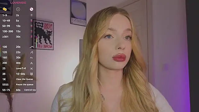 Snapshot of _MayShy_ chatting on 03.17.25 MayShy online show from 03.17.25