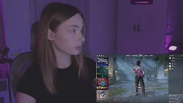 Snapshot of _MayShy_ chatting on 11.20.25 MayShy online show from 11.20.25