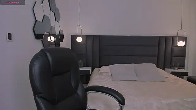 AnaisNin online show from 11.14.25