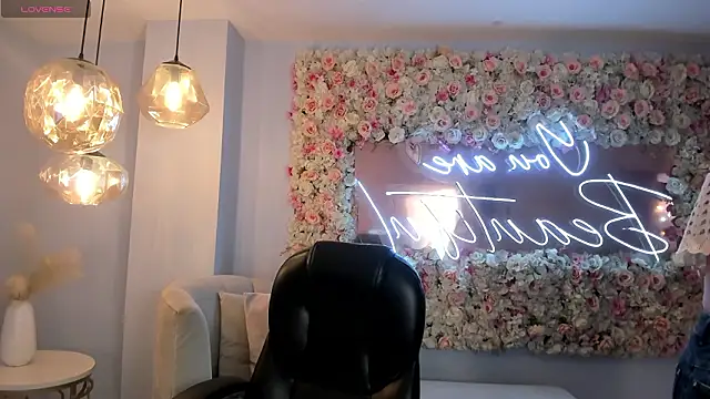 AnaisNin online show from 02.18.26