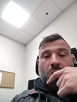 Snapshot of chada1980 chatting on 12.05.25 chada1980 online show from 12.05.25