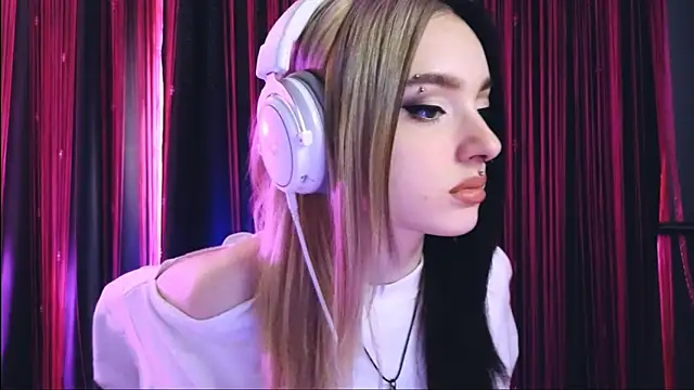 Avi Nile online show from 03.16.25