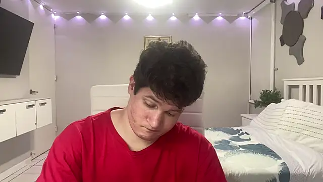 Snapshot of Lorenzo_hernandez chatting on 03.05.25 Lorenzo hernandez online show from 03.05.25