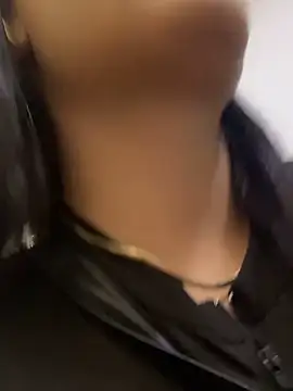 IrisBaker online show from 12.28.24