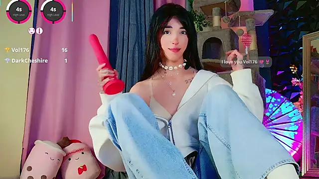 Snapshot of Finibondi chatting on 01.10.26 Finibondi online show from 01.10.26