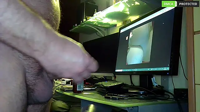 Snapshot of MultiOrgasmicLover chatting on 02.09.25 MultiOrgasmicLover online show from 02.09.25