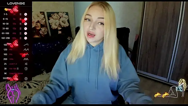 Stella  Cox online show from 10.03.25