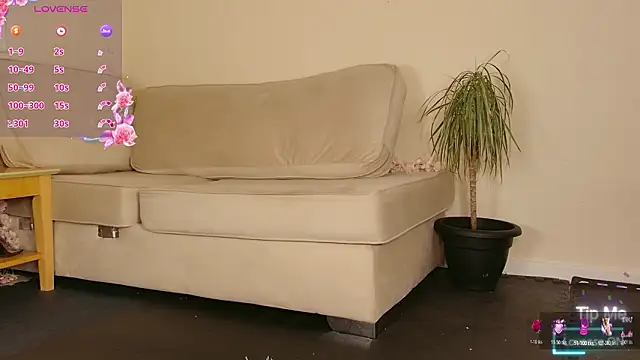 Milky flexy cat online show from 03.09.26