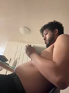 casadoscuriosos97 online show from 12.18.24