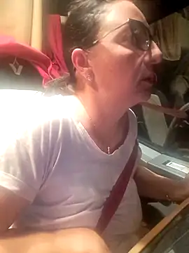 Snapshot of cuplubijoanna chatting on 03.21.25 cuplubijoanna online show from 03.21.25