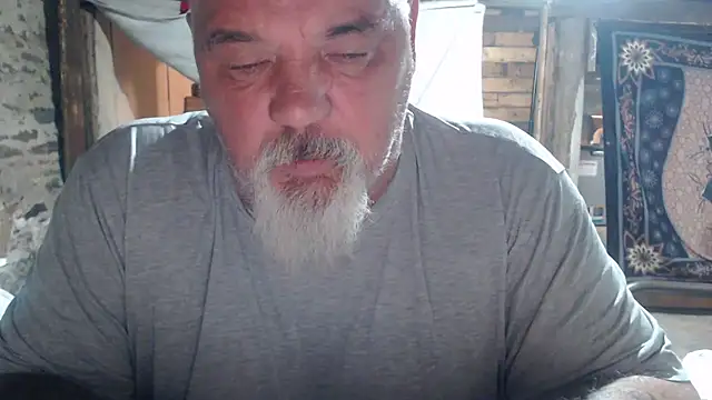 Snapshot of Newfiesausage1972 chatting on 07.11.26 Newfiesausage1972 online show from 07.11.26