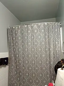 Snapshot of 1BeautyN1Beast chatting on 02.11.25 1BeautyN1Beast online show from 02.11.25