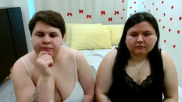 BeckyAndHellen online show from 10.17.25