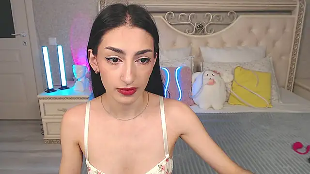 Lina Robbins online show from 06.04.26