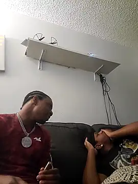 Snapshot of gaimov3r2024 chatting on 03.08.25 gaimov3r2024 online show from 03.08.25