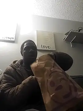 Snapshot of gaimov3r2024 chatting on 03.18.25 gaimov3r2024 online show from 03.18.25