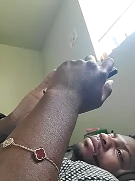 Snapshot of gaimov3r2024 chatting on 09.11.25 gaimov3r2024 online show from 09.11.25