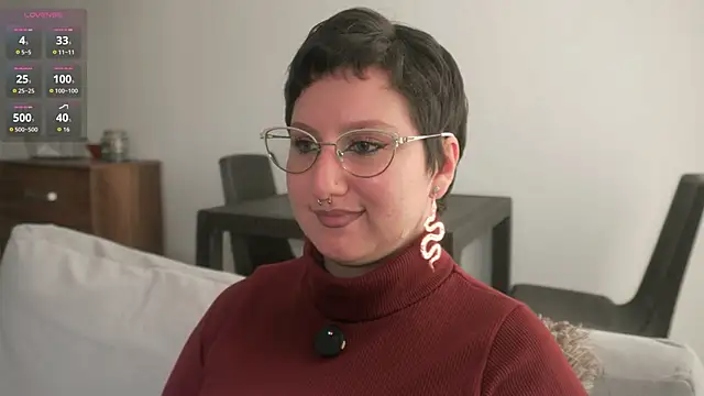 Ximenna Cruz online show from 09.18.25