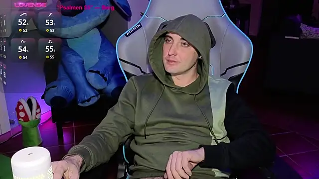 Snapshot of Gil_gamesh90 chatting on 11.27.25 Gil gamesh90 online show from 11.27.25