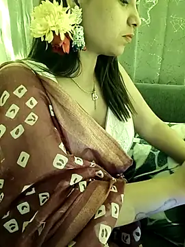 Divya girl online show from 02.16.25