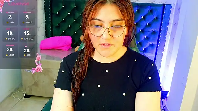 Snapshot of conniejames_m chatting on 06.05.26 conniejames m online show from 06.05.26