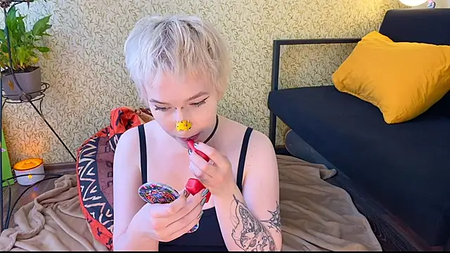 EmmyAmbros online show from 03.22.25