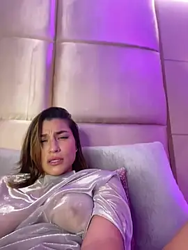 Snapshot of SaharaRush_ chatting on 01.07.25 SaharaRush online show from 01.07.25