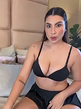 Snapshot of SaharaRush_ chatting on 10.01.25 SaharaRush online show from 10.01.25