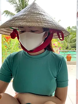 BabyThree  online show from 10.31.25