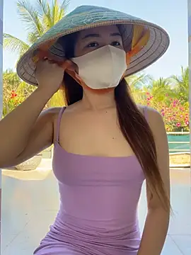 BabyThree  online show from 03.26.26