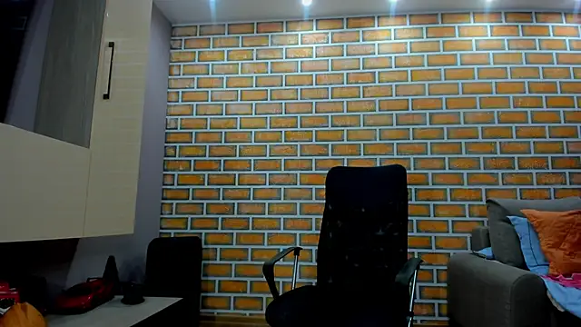 hottitsAnna online show from 02.20.25