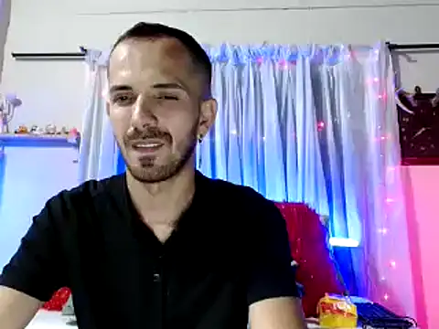 Tomas Tylor online show from 12.05.24