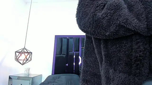 Zayda 1 online show from 02.14.25