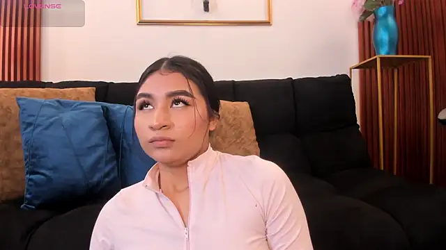 Zayda 1 online show from 10.17.25