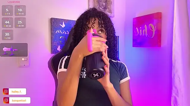 Heily Fox online show from 02.06.25