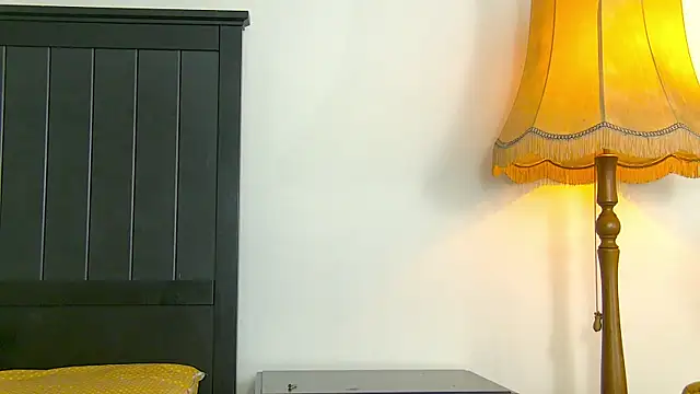 Yanira Muslim online show from 02.12.26