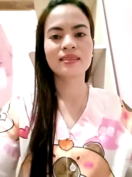 NgocQuyen2K online show from 03.17.25