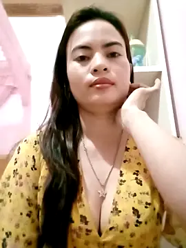 NgocQuyen2K online show from 03.21.25