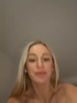 Liana Lou online show from 02.02.25