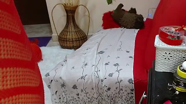 Latin Mature975 online show from 02.16.25