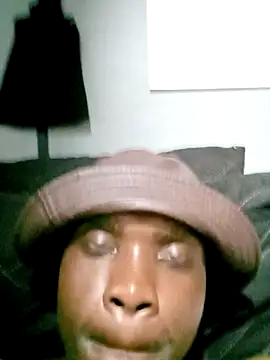 Snapshot of 199Gif chatting on 10.11.25 199Gif online show from 10.11.25