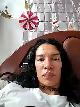 rebekka simpson online show from 01.05.25