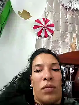 rebekka simpson online show from 01.12.25