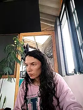 rebekka simpson online show from 03.06.25