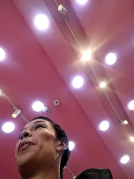 rebekka simpson online show from 01.06.26