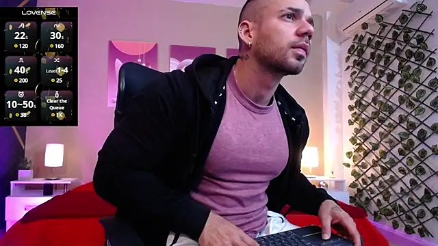 Snapshot of JeremyLowe chatting on 03.06.25 JeremyLowe online show from 03.06.25