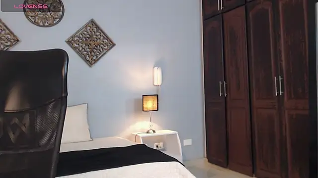 Snapshot of JeremyLowe chatting on 03.13.25 JeremyLowe online show from 03.13.25