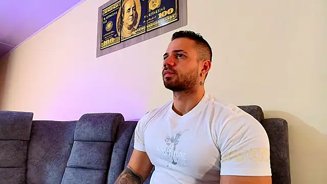 Snapshot of JeremyLowe chatting on 01.07.26 JeremyLowe online show from 01.07.26