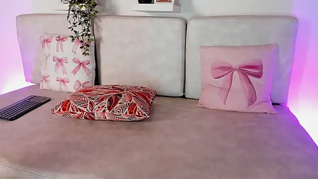 Malka Burning online show from 02.18.25